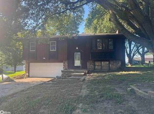 104 Laurie Cir, Neola, IA 51559