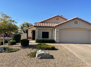 878 W Kesler Ln, Chandler, AZ 85225