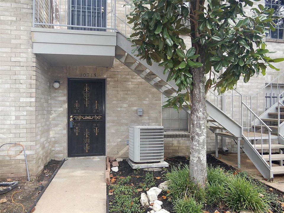 1st image of 10715 Braes Bend Dr