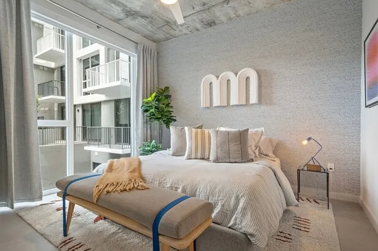 100 NE 26th St #100 — Photo 1