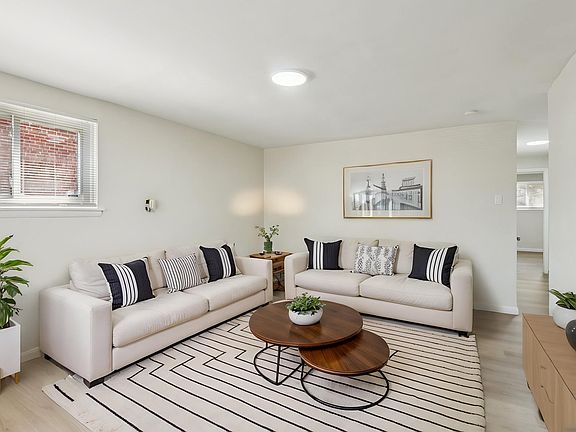 3rd image of 1127 Ward St #6276512d7