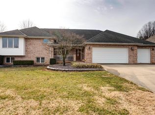 1232 W Lakewood St, Springfield, MO 65810