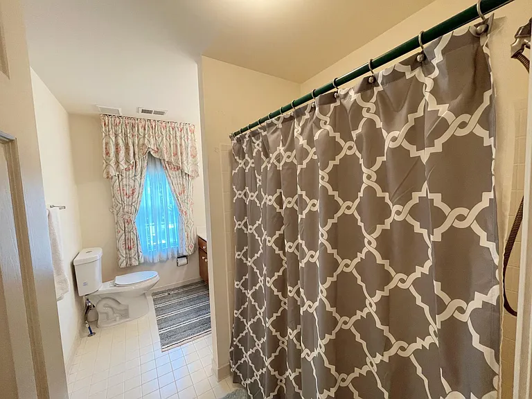 10804 Willow Run Ct — Photo 33