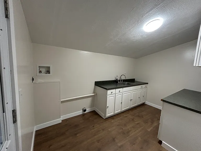 1005 Cherry Ave #1 — Photo 9
