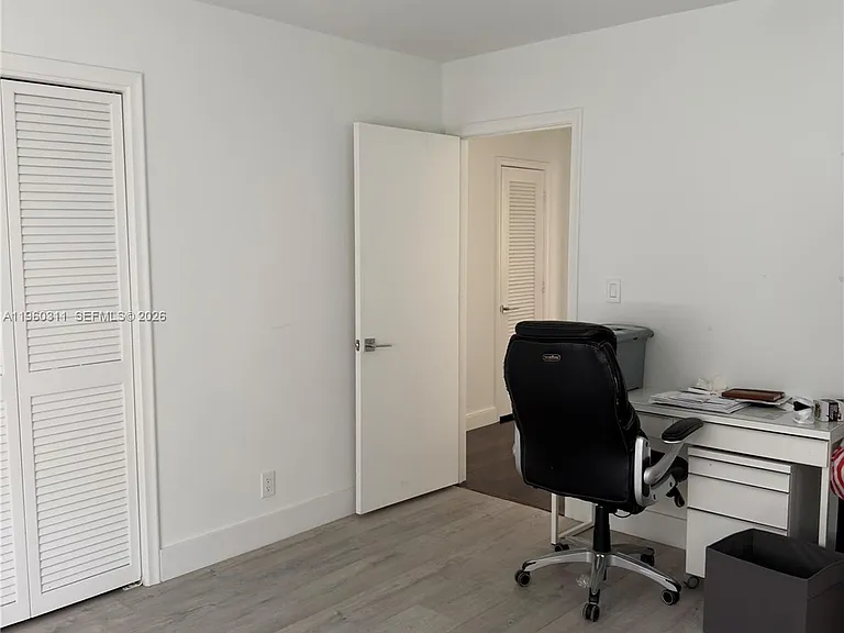 11030 SW 42nd Ct — Photo 37