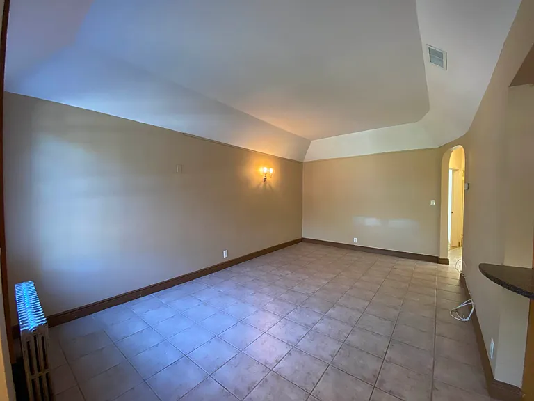 6653 Alderton St — Photo 10