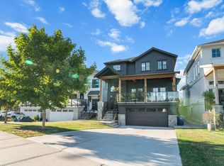 20859 Golf Ln, Maple Ridge, BC V2X 1M2