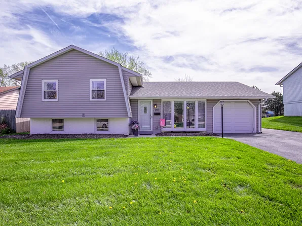 903 Notre Dame Dr, Matteson, IL 60443