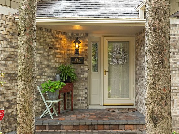 5th image of 1265 Kenilworth Dr