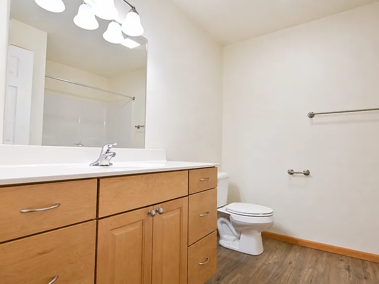 400 Larkin St — Photo 12