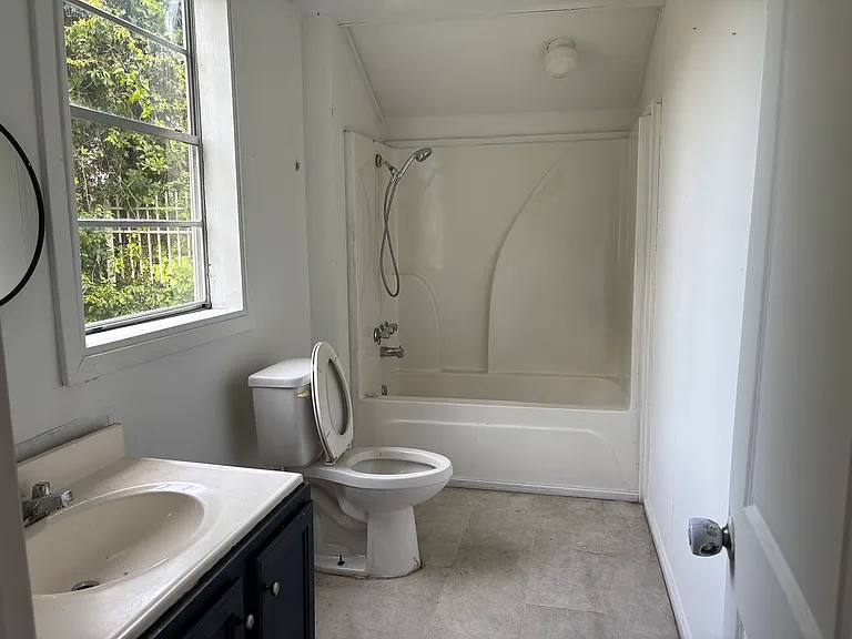 4606 Kreole Ave #2 — Photo 10