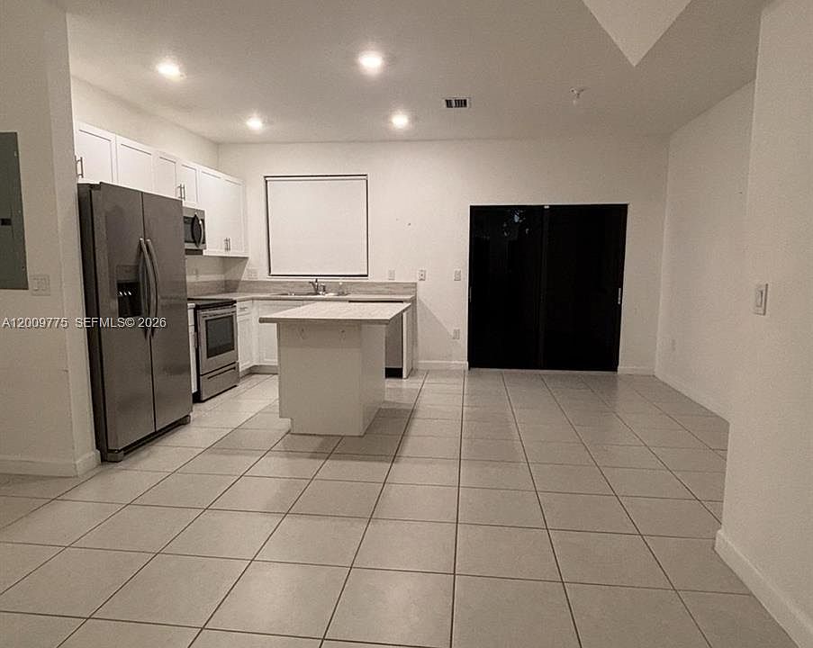 1st image of 20964 NE 8th Ave