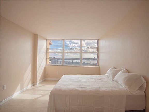 Del Prado Condo #1203-2 - Photo 3