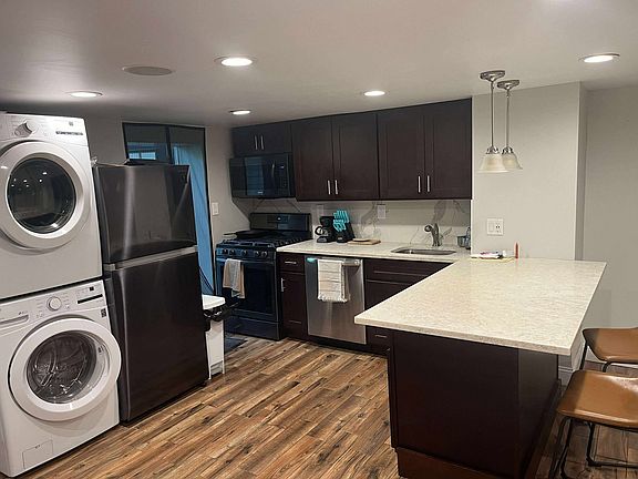 2nd image of 31 Douglass St #2