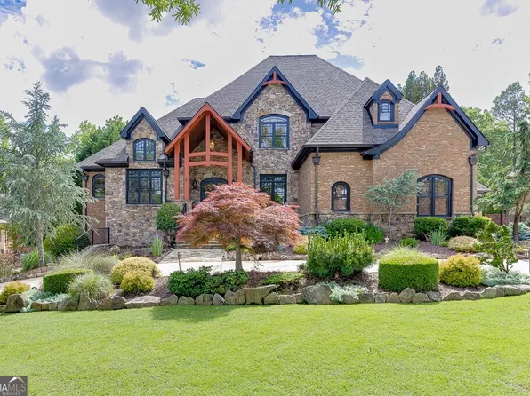 2304 Weeping Oak Dr, Braselton, GA 30517