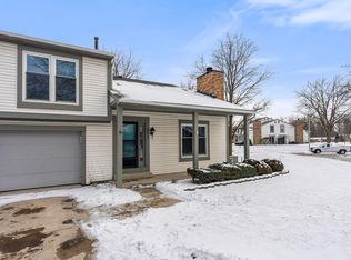 4940 Pinebrook Dr, Fort Wayne, IN 46804
