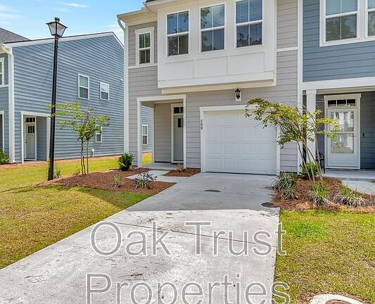 3rd image of 500 Trotters Ln