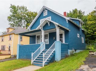 106 S Perry St, Johnstown, NY 12095