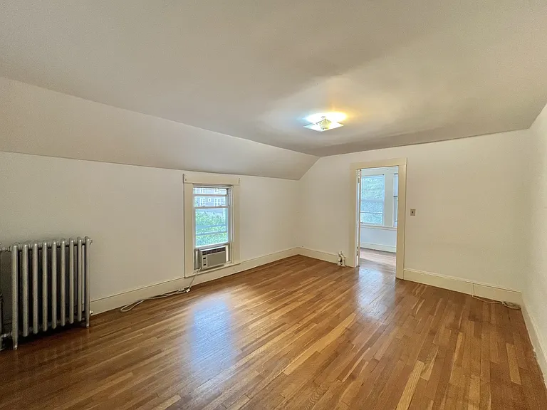 1618 Richardson St #16 — Photo 8