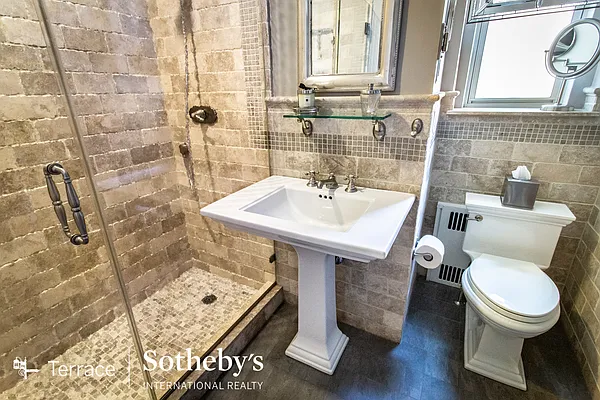 Sold by Terrace Sotheby's International Realty | media 13