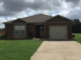 19182 Racheals Loop, Athens, AL 35611