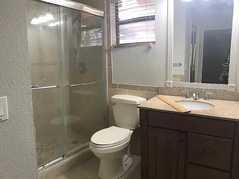 7723 Hilltop Dr — Photo 5