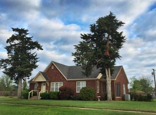 321 E Commerce St, Altus, OK 73521