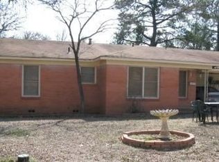 511 Davis Dr, Athens, TX 75751