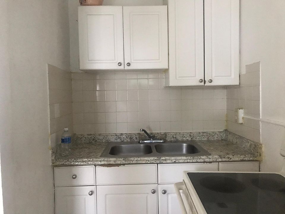 1st image of 101 S D St APT 4
