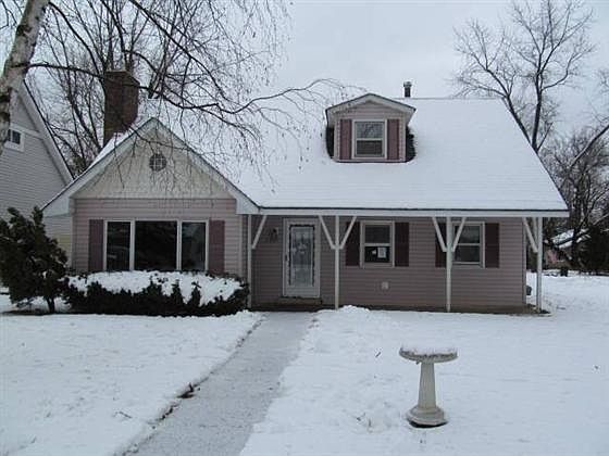 1st image of 2451 Lakena Ave