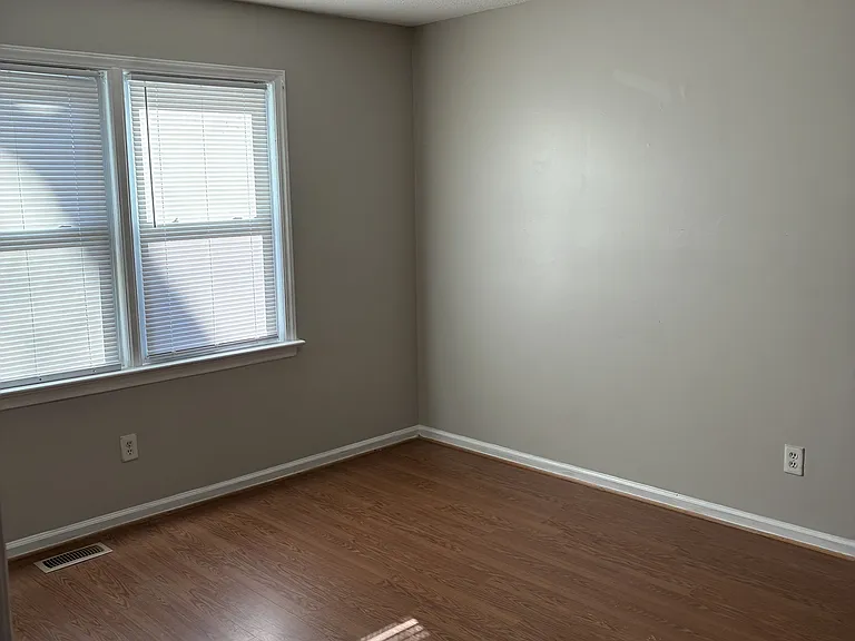 114 B Concord Dr #1 — Photo 18