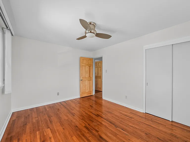 895 Patton St — Photo 13