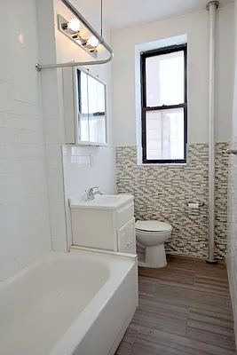 Rented by Uptown Flats LLC | media 11