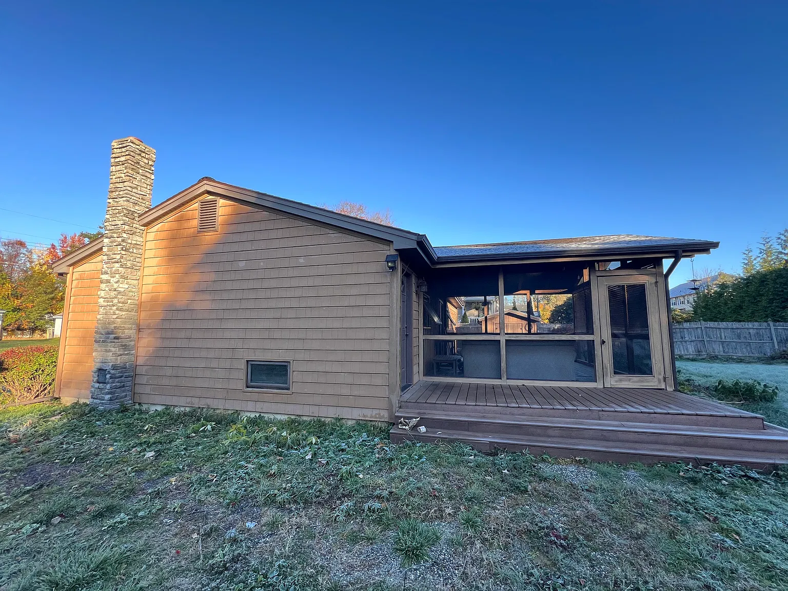 3 bed, 1104 sqft, $2,700 — Photo 2
