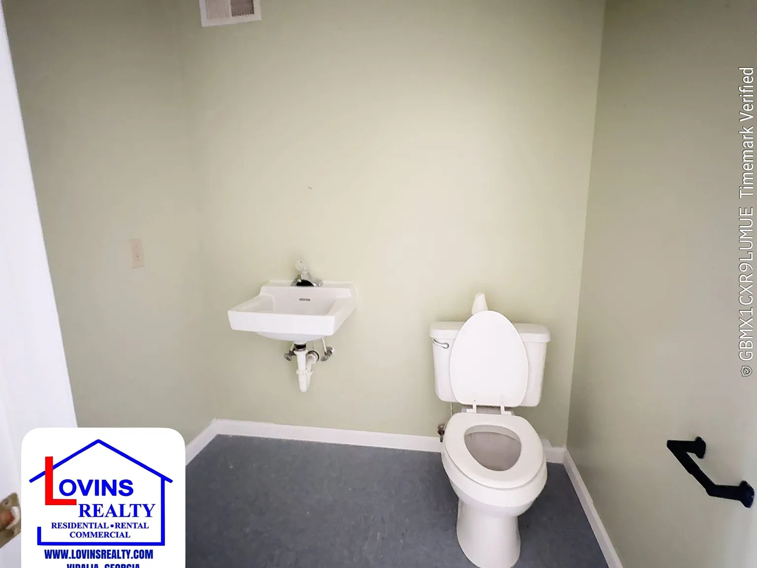 Davis - 802 McIntosh Street - 1 — Photo 4