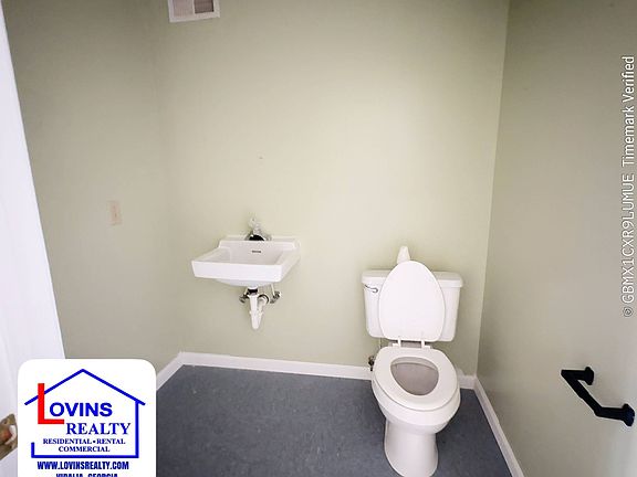 4th image of 802 McIntosh St #1