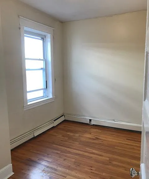 390 Madison Ave #2 — Photo 8