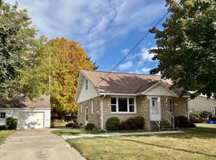 1024 31st St, Two Rivers, WI 54241