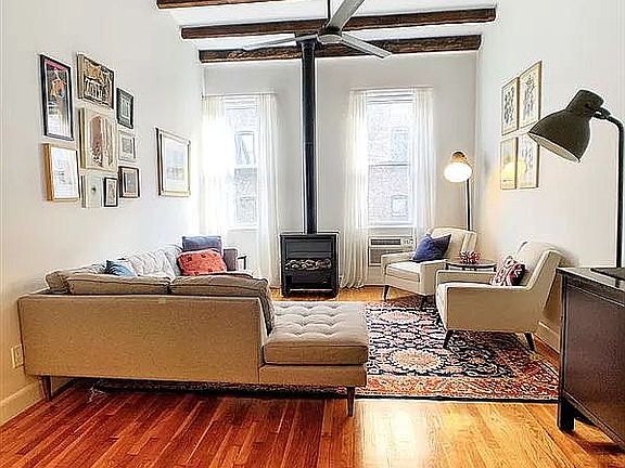 5th image of 240 W 22nd St #4RF