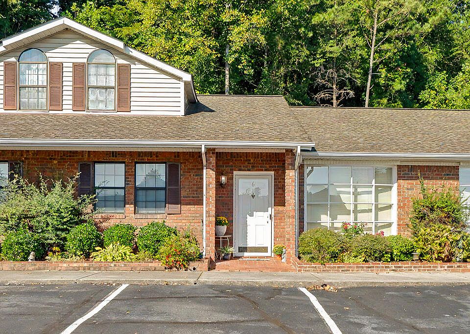 1st image of 2206 Seminole Way