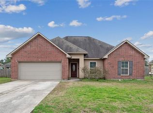 21162 Beau Chateau Blvd, Ponchatoula, LA 70454