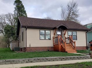 615 S Dodge St, Algona, IA 50511