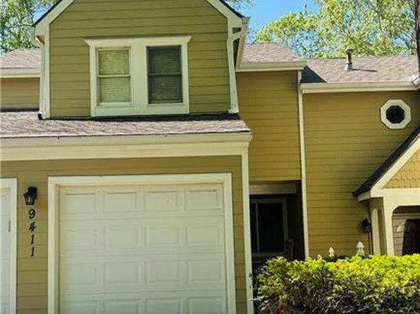 9411 W 119th Ter, Overland Park, KS 66213