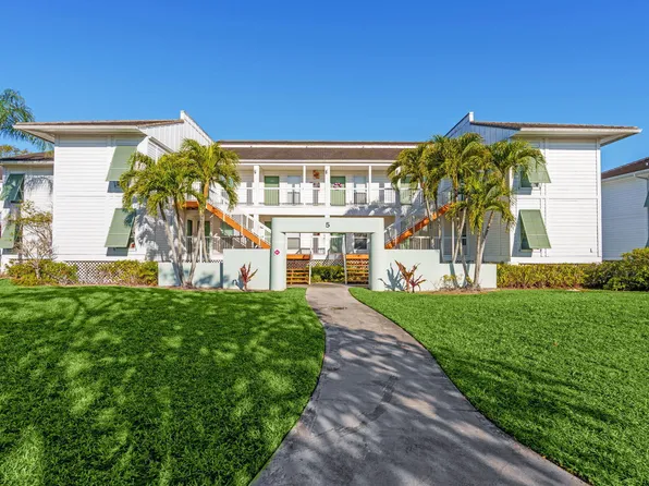 271 Cypress Point Drive, Palm Beach Gardens, FL 33418