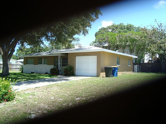 3rd image of 1401 Wood Ave
