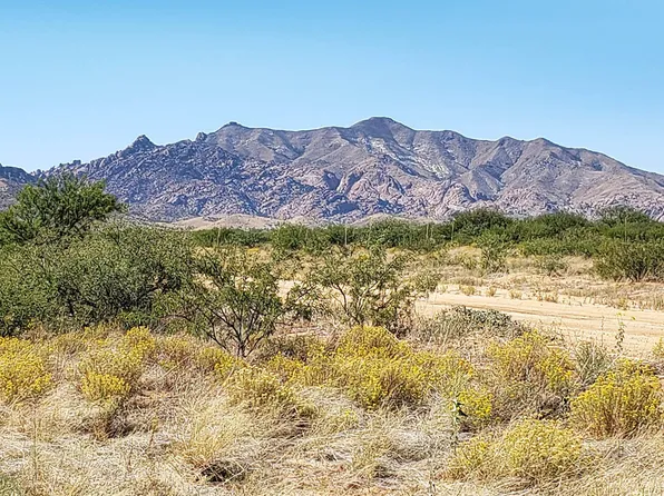 E Highland Rd #3 & 4, Pearce, AZ 85625