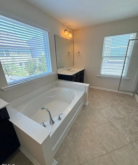 254 Begen St — Photo 23
