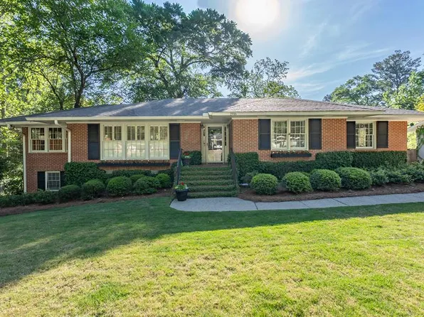 1916 Iris Dr, Columbus, GA 31906
