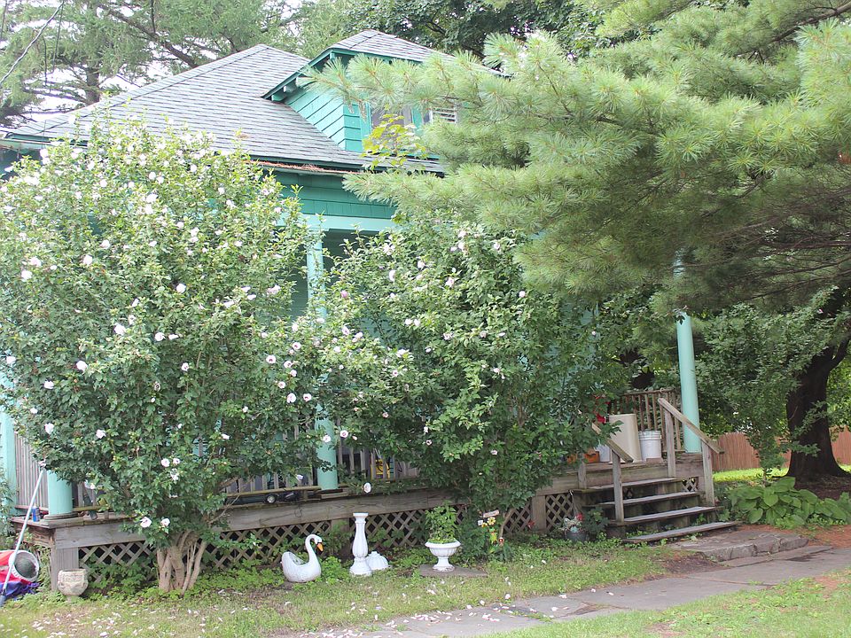 Front of house 