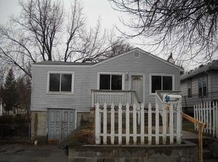 104 W Fairmount Ave, Pontiac, MI